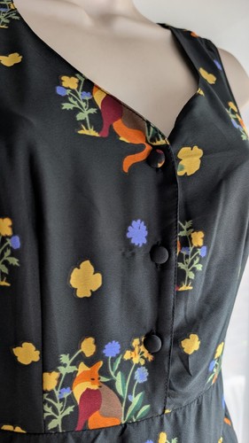 YUMI Fit & Flare Fox Floral Black Lined Button Summer Skater Dress Kawaii 10🦊🌼 - Picture 3 of 7