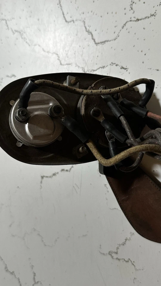 Interruptor de encendido Ford Modelo T 1927 con llave Foto 3 de 4