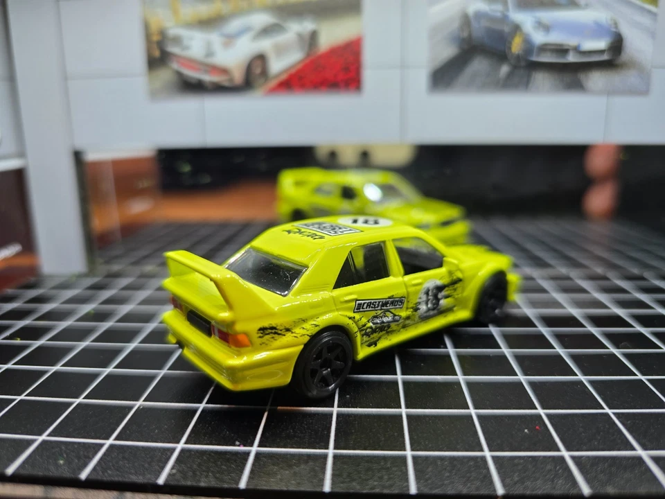 💎 Majorette Mercedes Benz 190E 2.5-16 Evolution II Yellow #1 1:59 - Image 3 of 4