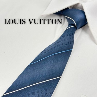 Louis Vuitton 100 Percent Silk Navy Blue Silver Monogram  display picture 3