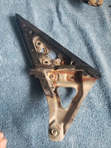 Toyota Supra Mk3 86.5-92 Driver Door Mirror Bracket Mirror mount