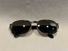 GENNY VINTAGE 580-S 5007 135 Gold Rectangle Sunglasses Black