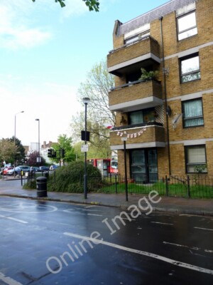 Photo 6x4 Park Row, Greenwich Greenwich/TQ3977 Park Row near junction wi c2009