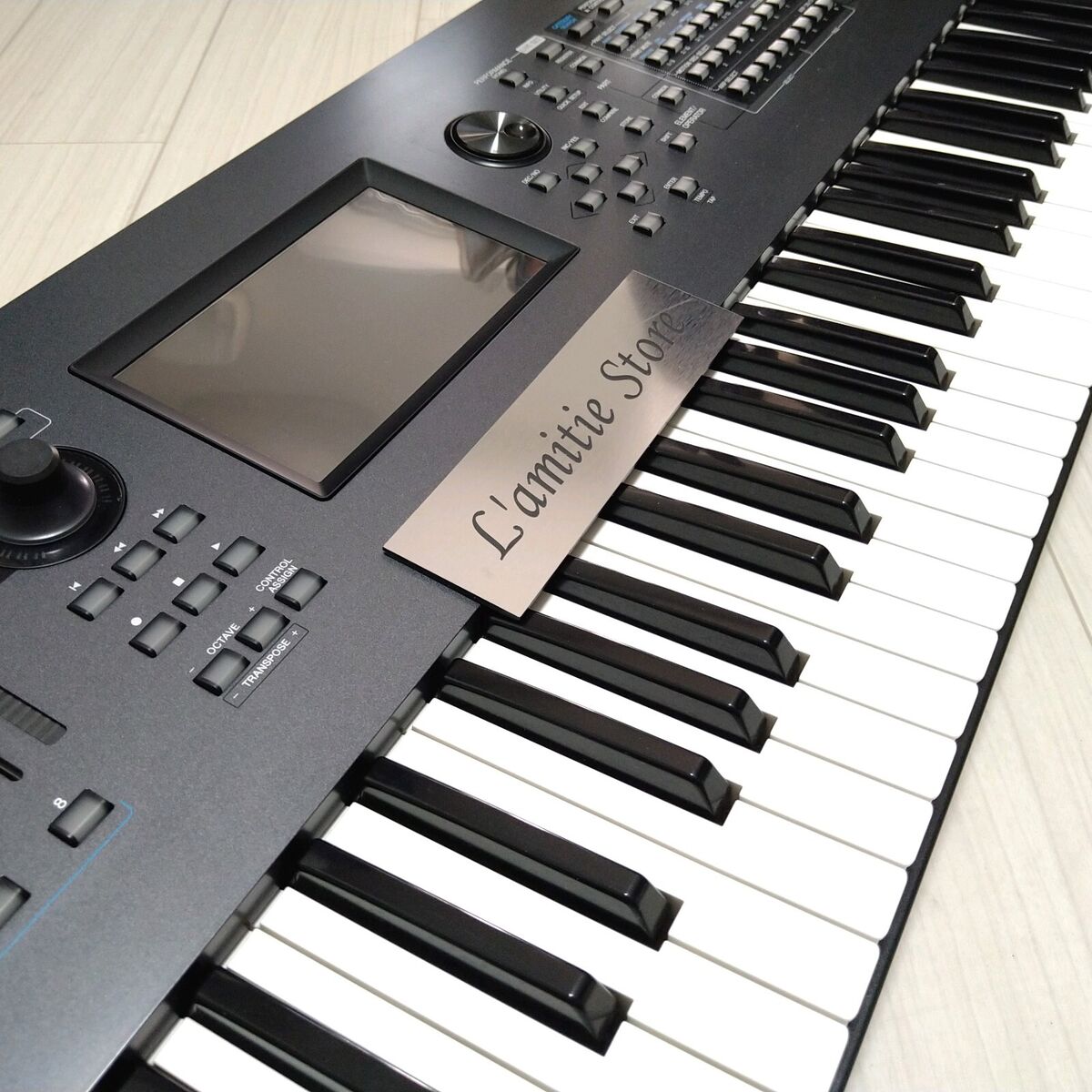 Yamaha Montage 7 76-Key Workstation Keyboard Synthesizer Yamaha Montage 7 76-Key Workstation Keyboard Synthesizer