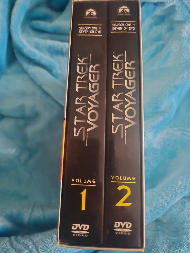 Star Trek Voyager: The Complete Series DVD Seasons 1-7 RARE BOX SET - Image 4 of 4