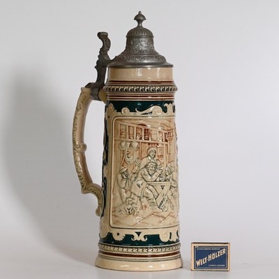 Großer antiker alter Bierkrug Relief 1,5l Jäger Humpen Jugendstil Zinndeckel