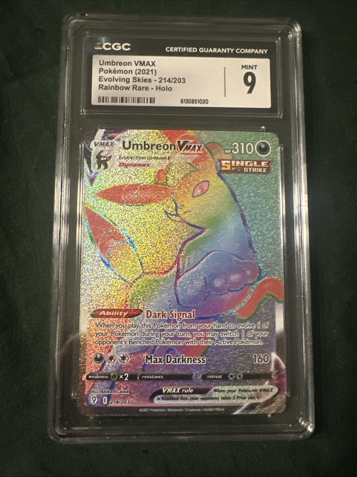 Pokémon TCG Umbreon VMAX 2021 Evolving Skies Card 214/203 CGC 9