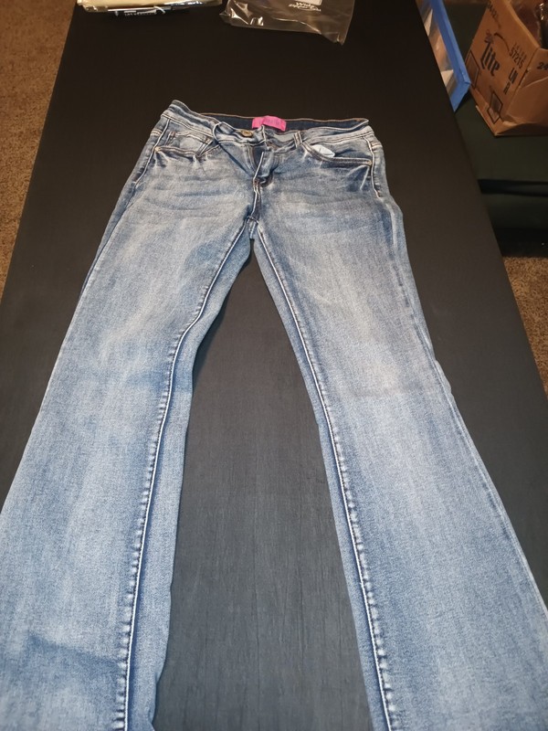 Telepatia Women's Distressed Light Washed Jeans Wide-Leg Size 9/29
