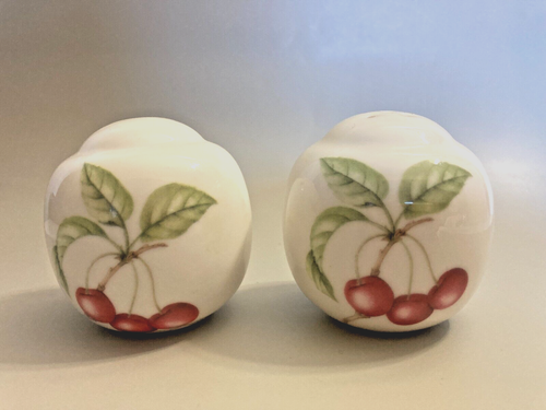 Royal Doulton Country Lane salt & pepper - Picture 2 of 5