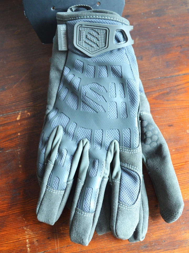 Blackhawk F.U.R.Y Utilitarian Gloves – Medium NWT - Image 2 of 4