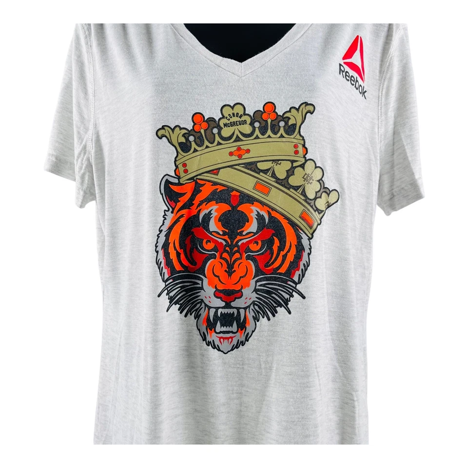 Camisa gris Connor McGregor UFC Reebok para mujer cuello en V corona de tigre talla XL Foto 3 de 4