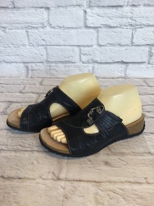 think mizzi face sandal