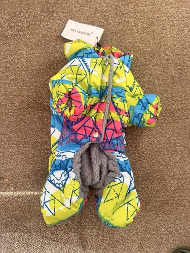 Pet Fashion Insulated Dog Jacket – Colourful Retro Design – Size XS