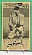 1936 Goudey - Wide Pen Premiums R314 Joe Vosmik Kneeling