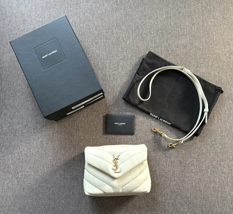 Saint Laurent Loulou, Foto 1 von 5