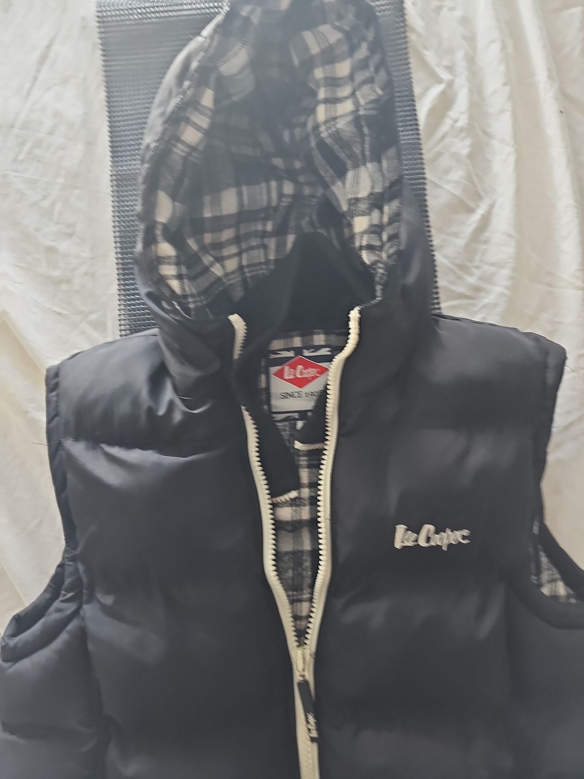 Lee Cooper Padded Hooded Gilet in Navy Blue image 3