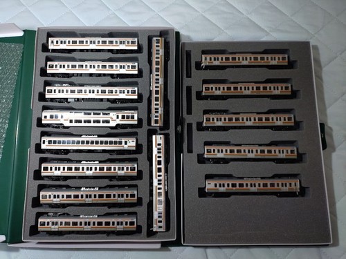 Juego de 15 coches KATO Tokaido Line 211 Series 0 2000 634952 | Condition: Used