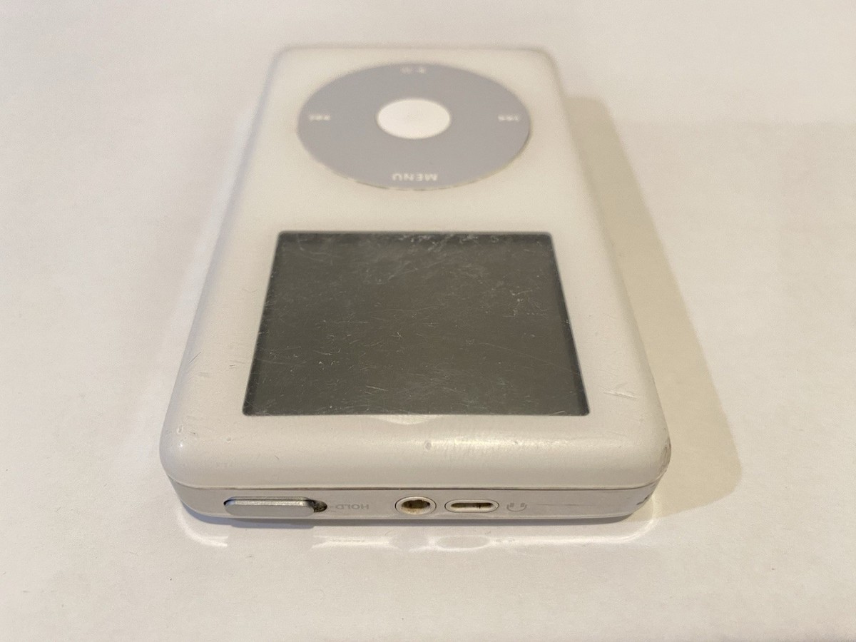 Apple iPod Photo classic 4th Generation White (20 GB) Works Great
