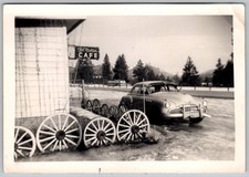 Vtg B&W Snapshot Old Western Cafe Buick Car Wagon Wheels Mountains View 1950s