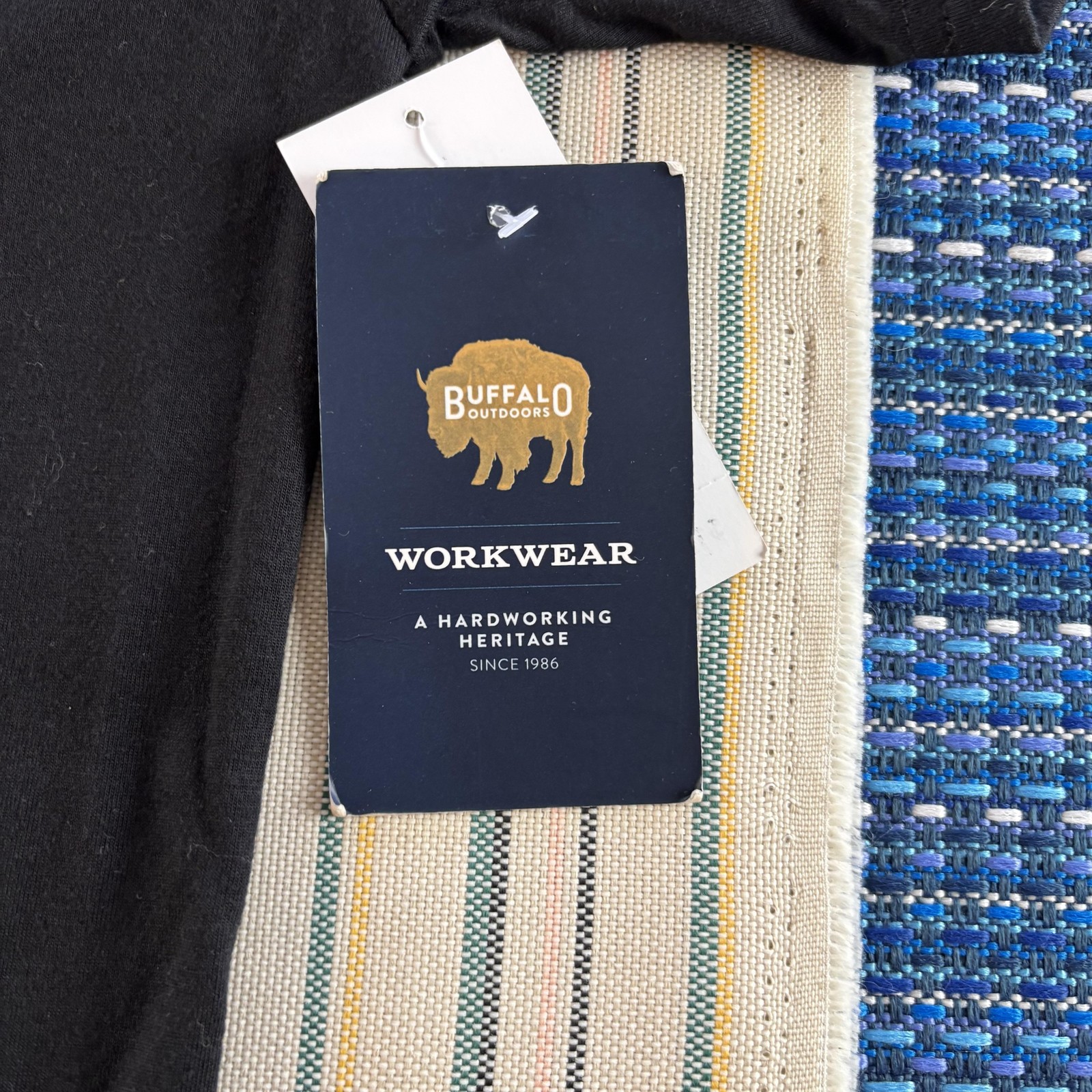 Buffalo Outdoors Henley Shirt Mens Large Black 3-Button Short Sleeve Pocket