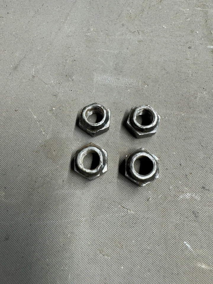 Ford Galaxie Fairlane Mustang 1960-1979 tuercas articuladas en U Torino T-Bird Park Lane OEM Foto 2 de 4