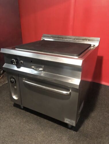 Hobart Solid Top Heavy Duty Bullseye Cooker Oven - Picture 2 of 6