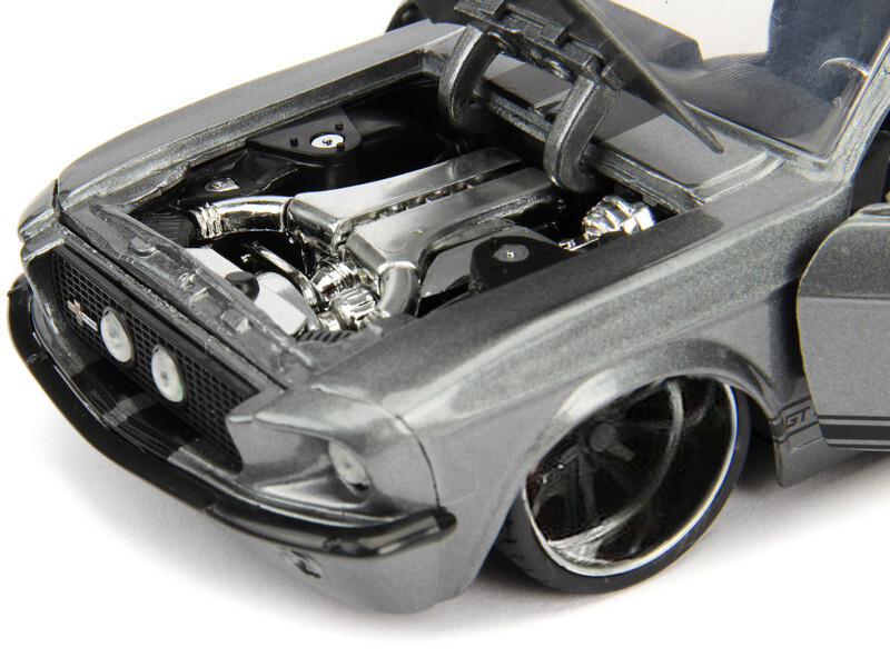 GMP製 1967 SHELBY GT500 1/24限定品 (訳あり格安) s-l400.jpg
