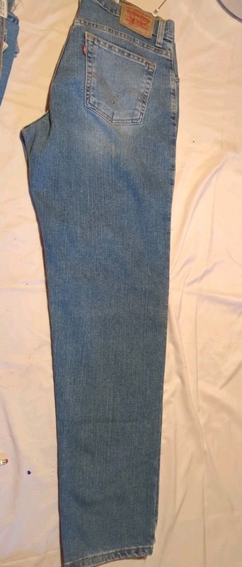 Vtg Levi's 550 Jeans Women’s Size 12L Relaxed Fit Tapered leg Medium Wash 