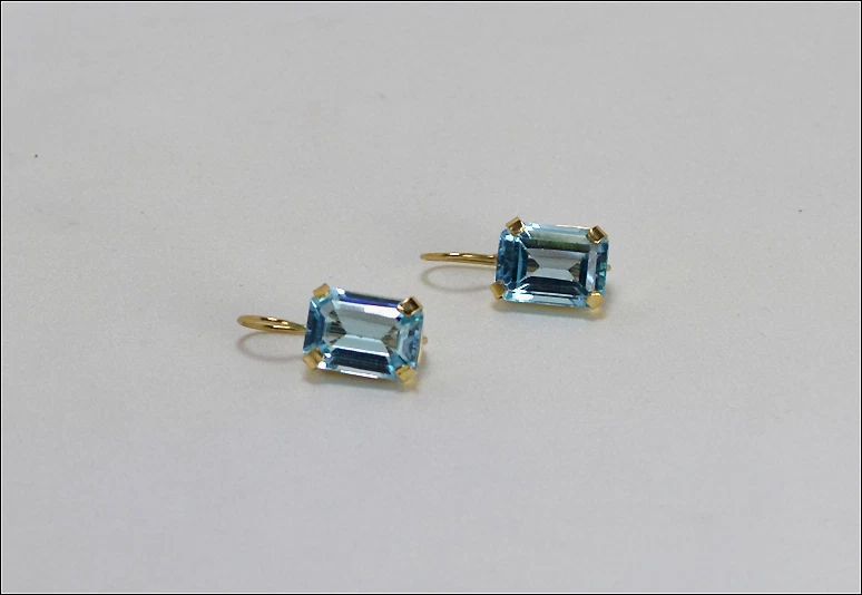 Pendientes De Oro Amarillo 18KT Con Topacio Azul 10 X 14 Rectangular -OGHT 0697- - Imagen 2 de 3