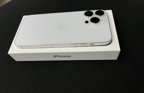 Apple iPhone 14 Pro Max 128GB White Unlocked Excellent Condition Boxed - Picture 3 of 14