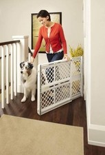 MYPET North States Universal Pet Gate: 26  - 42  Wide Dog Gate. Pressure Mounted