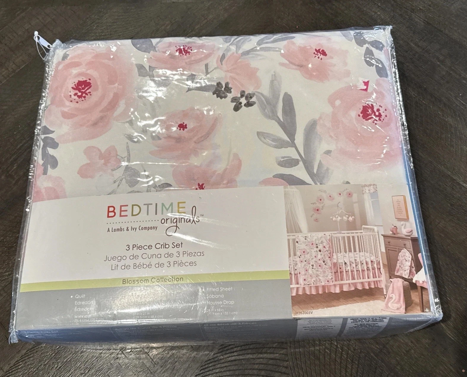 Bedtime Originals Blossom Pink Watercolor Floral 3-Piece Baby Crib Bedding Set
Opens in a new window