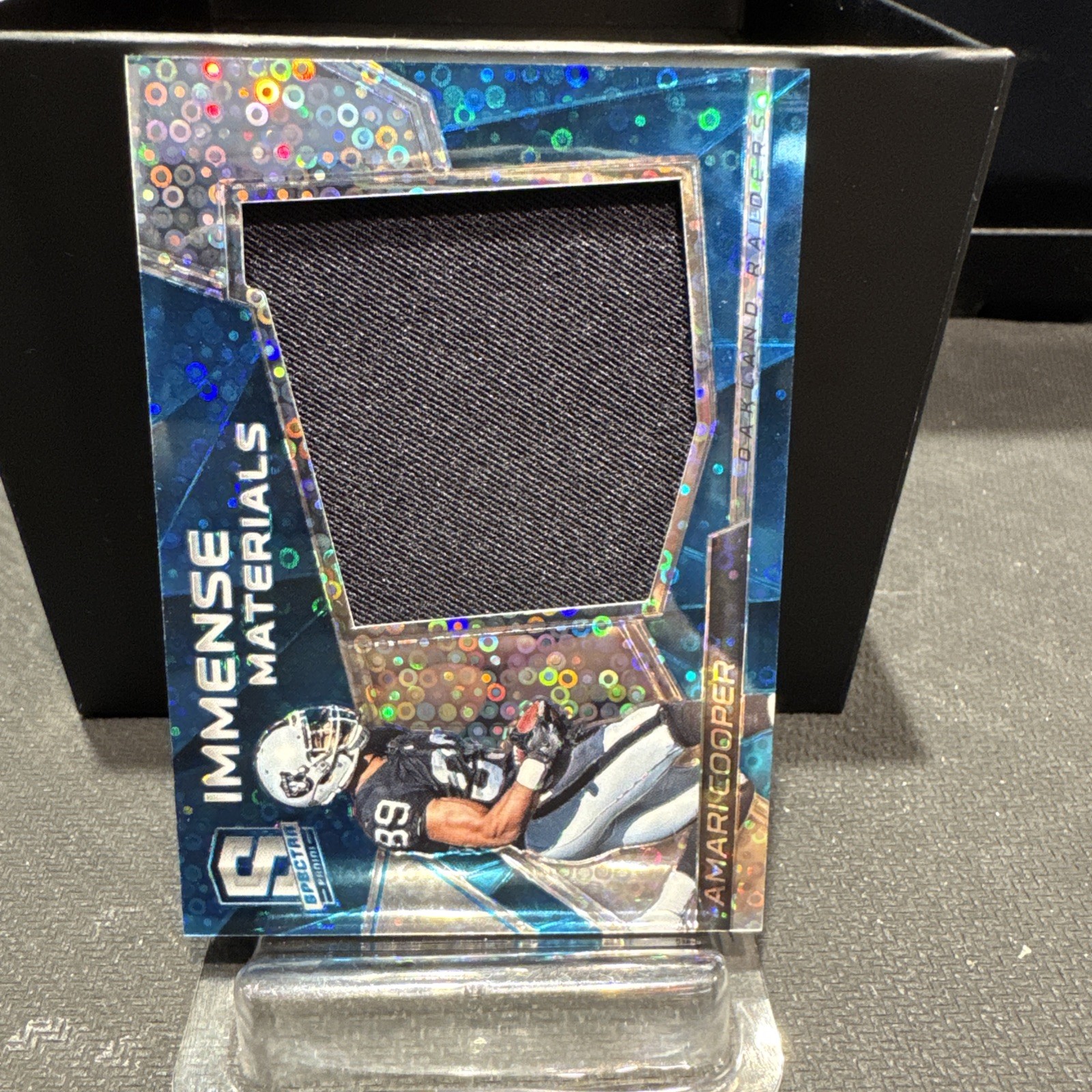 2017 Panini Spectra Immense Materials Neon Blue Prizm 84/99 Amari Cooper #18 b9e