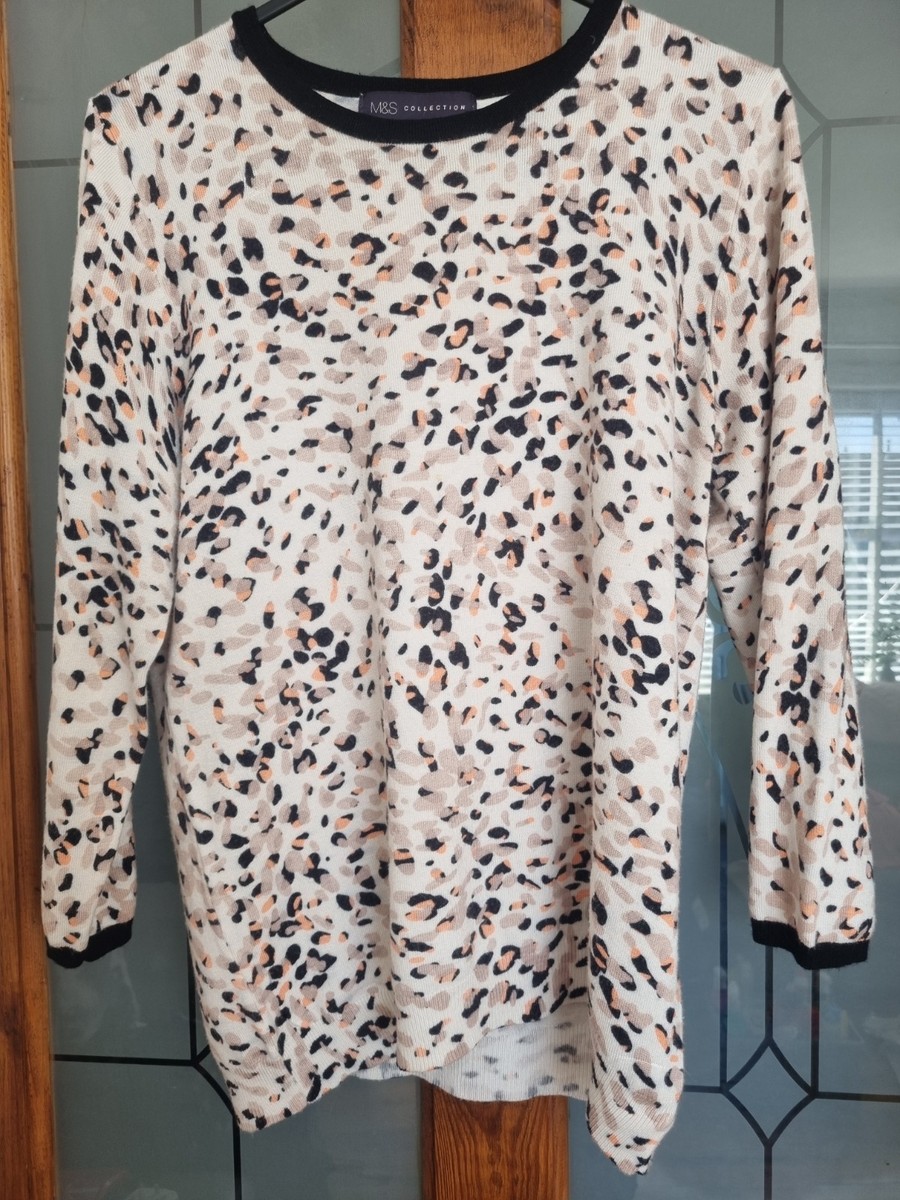 M&S Ladies Leopard Print Jumper In Bkack Crean And Peach