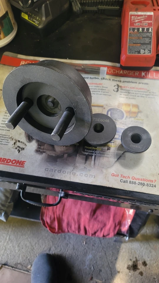 Instalador de sello de cigüeñal delantero para internacional u oruga Foto 2 de 4