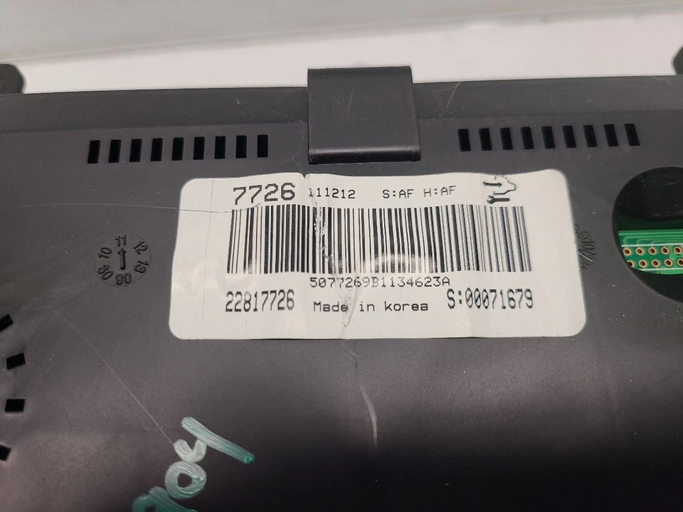 Chevrolet Captiva Sport 2012 velocímetro clúster - MPH/144 k millas n.º de parte: 22817726 Foto 4 de 4