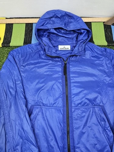 stone island men L micro rip stop primaloft hooded jacket blue full zip packable image 16