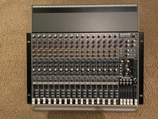 Mackie 1604-VLZ3 16 Channels Compact Mixer - Silver