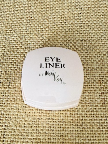 Vintage MARY KAY Black Cake Eye Liner W/ Twist Off Lid 1/16 Oz New - Picture 1 of 4