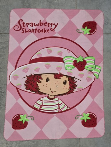 Vintage Y2K Strawberry Shortcake Pink Fleece Throw Blanket 45 X 61"