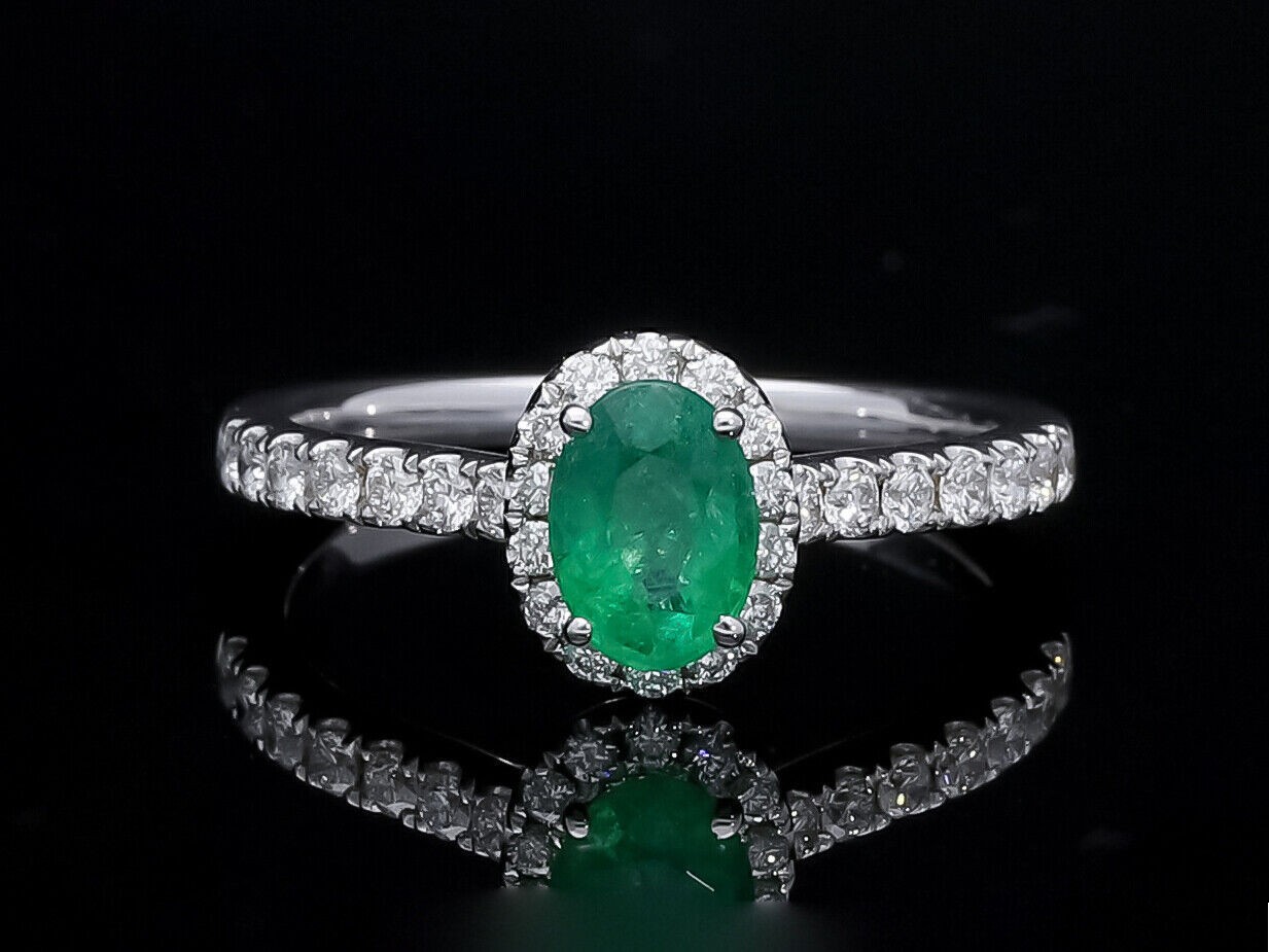 Anillo de compromiso de precio superior 1,12 quilates esmeralda brillante...