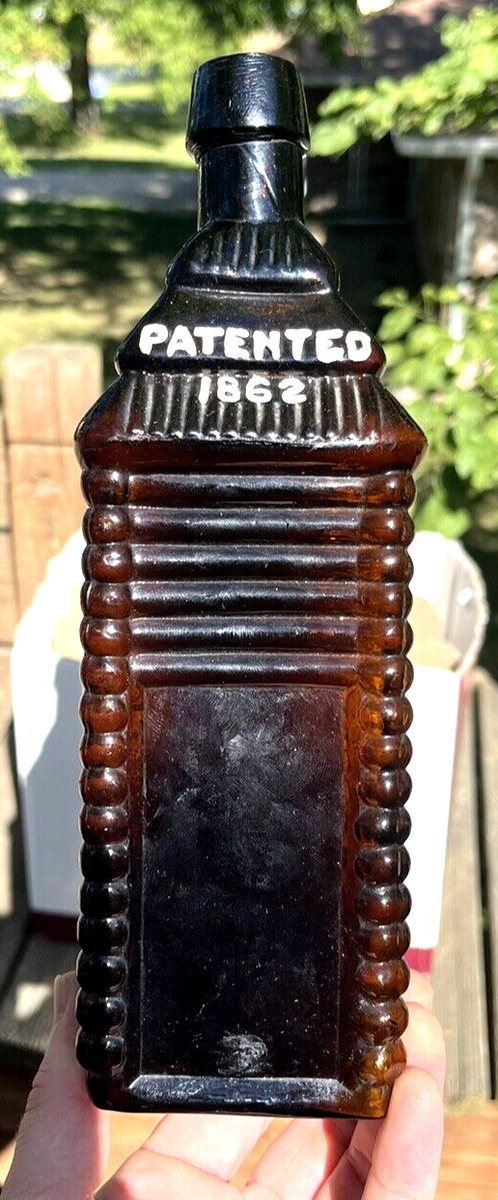 NICE DARK AMBER COLORED S.T. DRAKE'S 1860 PLANTATION BITTERS