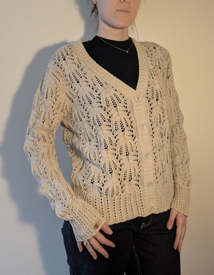 Strickjacke Gr. L North Crest guter Zustand ein kleiner Fleck