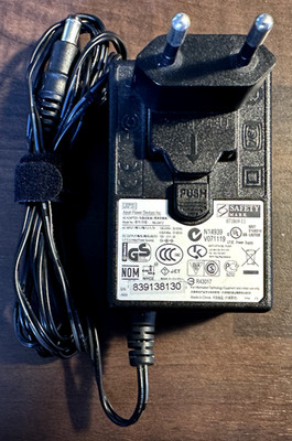 APD  Asian Power Device WA-24E12 Netzteil DC 12V=  2A   Hohlst.  5,5mm x 2,1mm