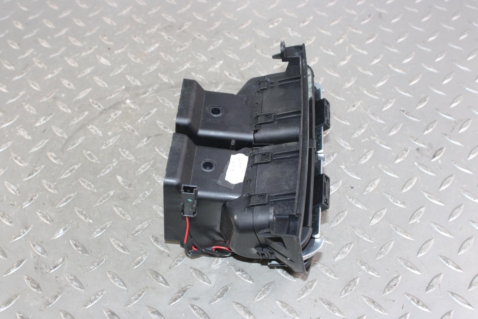 14-17 Ghibli Center Console Rear Heat A/C Air Vent Insert Unit Factory OE WTY OE