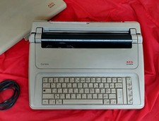 Macchina da scrivere ⌨️ AEG Olympia Carrera Vintage anni 80'-90'