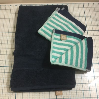 Pottery Barn Teen Navy Hand Towel 2 Washclothes Nwot