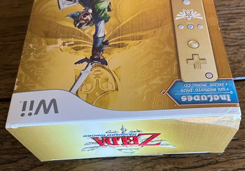 The Legend of Zelda Skyward Sword Gold Remote Set/Bundle (Nintendo Wii) NEW - Picture 5 of 5