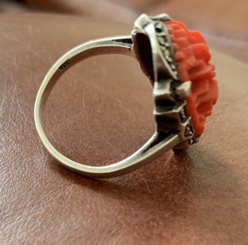Sterlingsilber Amy Kahn Russell rot geschnitzte Koralle Blumen & Markasiten Ring - Bild 2 von 5