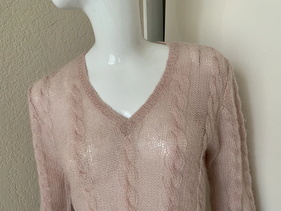 复古参考点! Pale Pink Mohair V 领电缆针织毛衣 M 码 — 第 2/4 张图片
